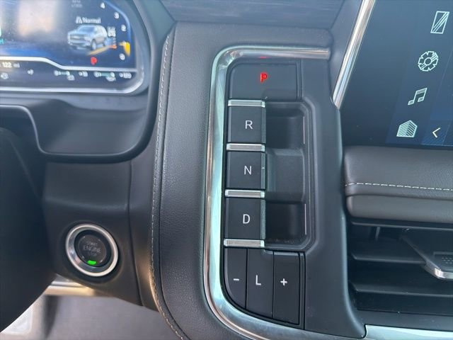 Used 2024 Chevrolet Tahoe Z71 w/ Z71 Off-Road Package image 29