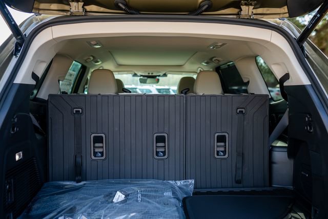 New 2026 Subaru Ascent Limited AWD/4WD image 23