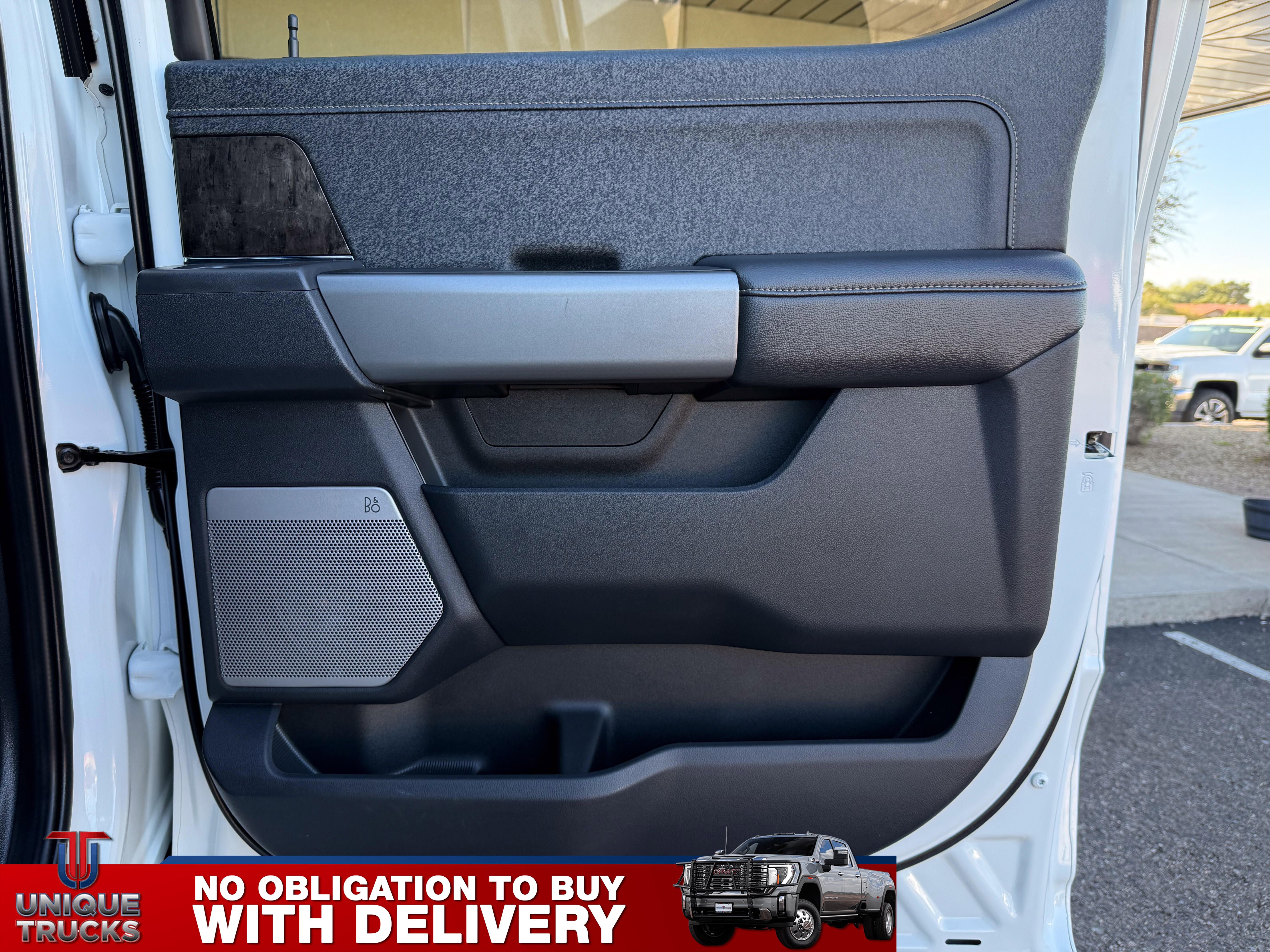 Used 2025 Ford F350 Lariat image 24