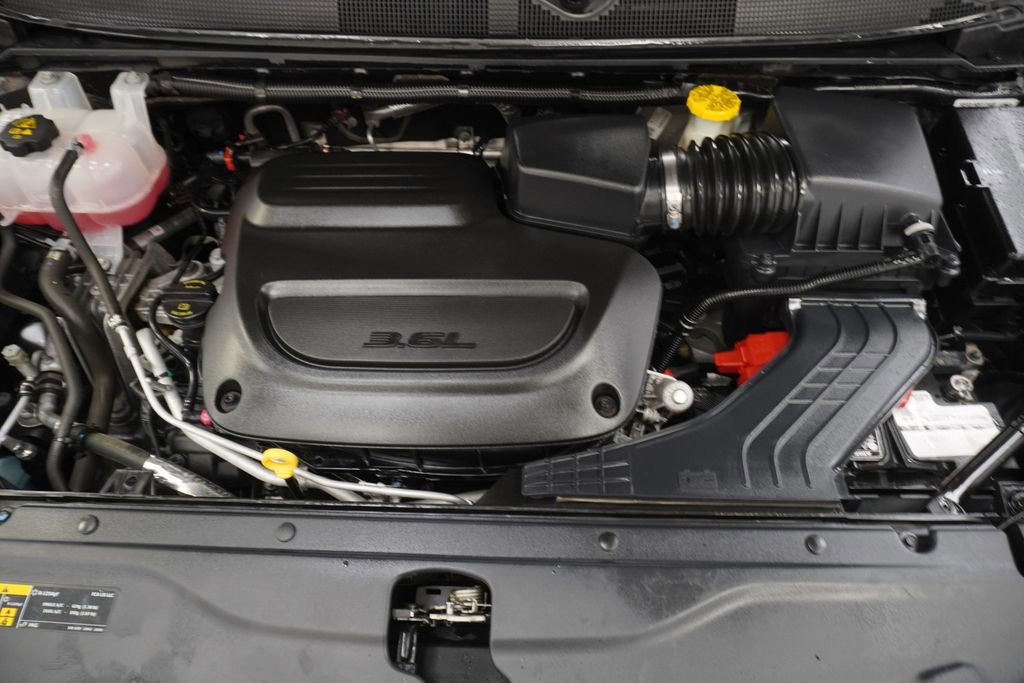 Certified 2023 Chrysler Voyager LX FWD image 48
