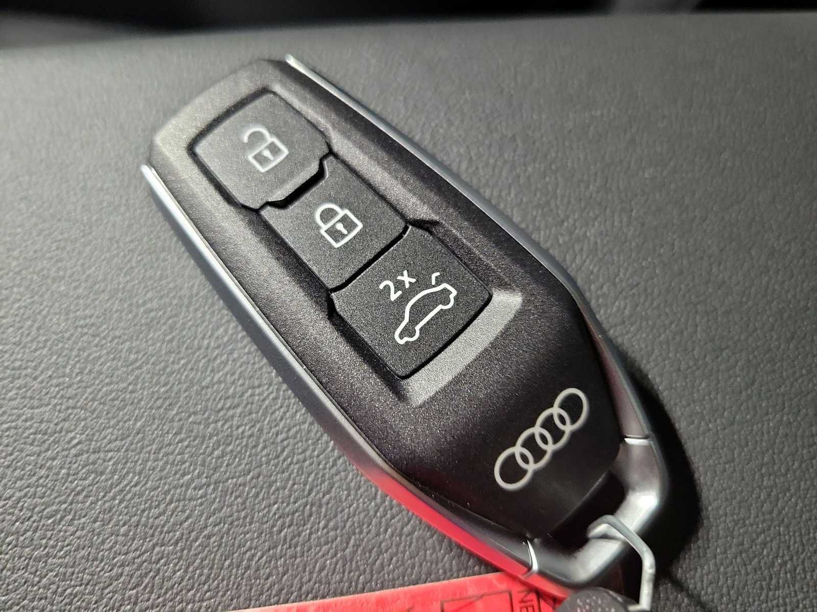 New 2027 Audi SQ6 e-tron Premium Plus AWD/4WD image 28