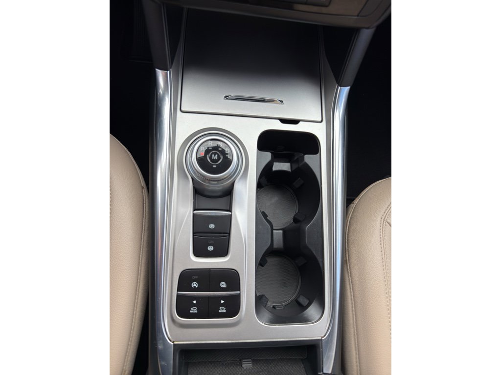 Used 2020 Ford Explorer XLT w/ Equipment Group 202A image 23