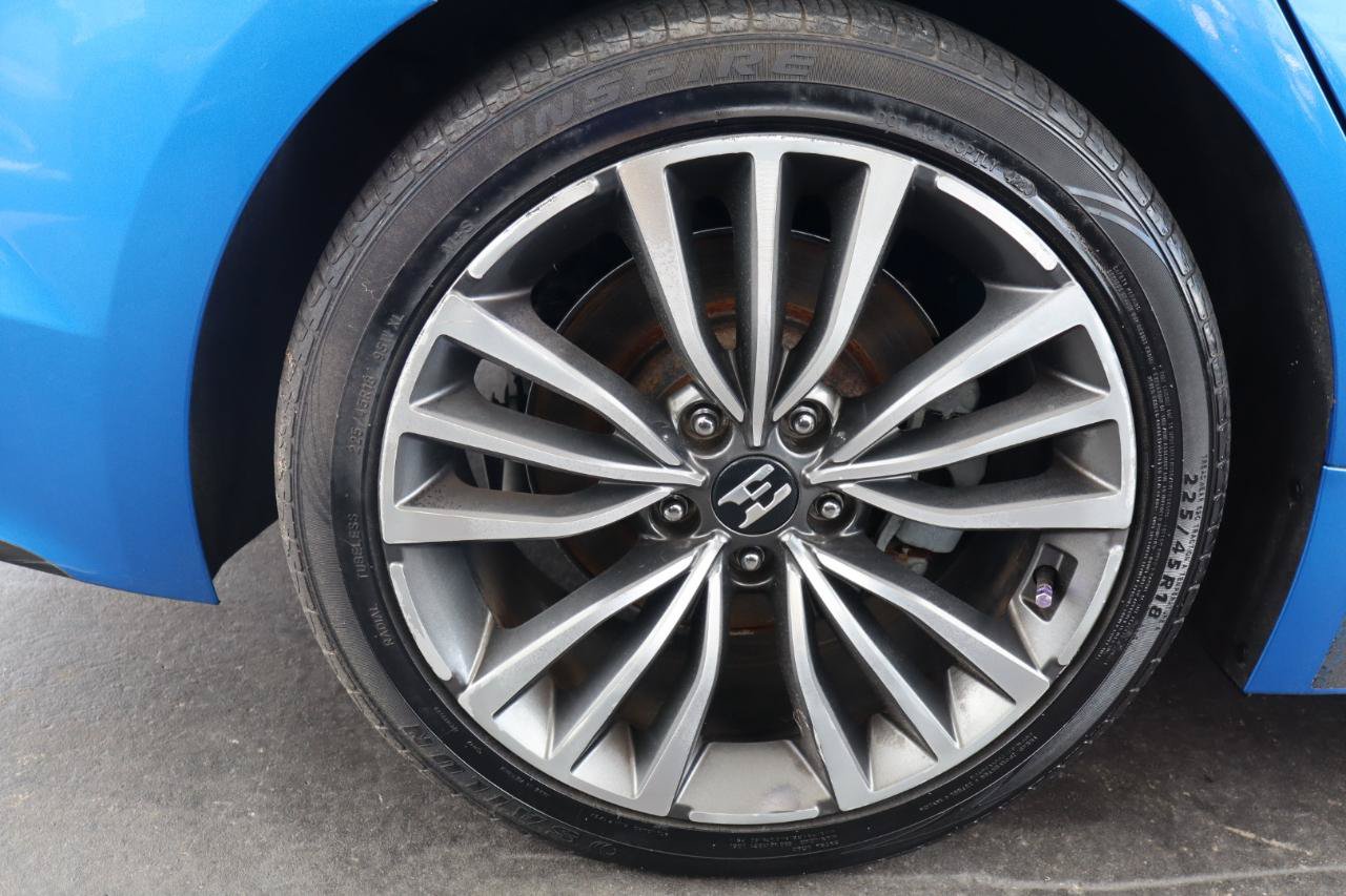 Used 2018 Kia Stinger Premium RWD image 33