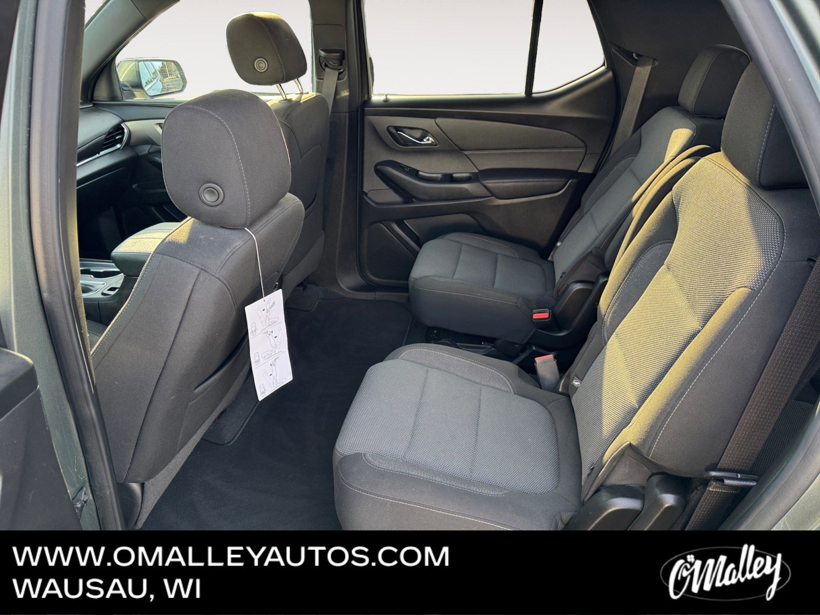 Used 2022 Chevrolet Traverse LT image 11