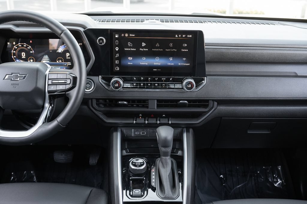 Used 2025 Chevrolet Colorado Trail Boss AWD/4WD image 31