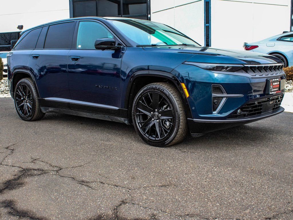 Used 2024 Jeep Wagoneer Launch Edition image 3