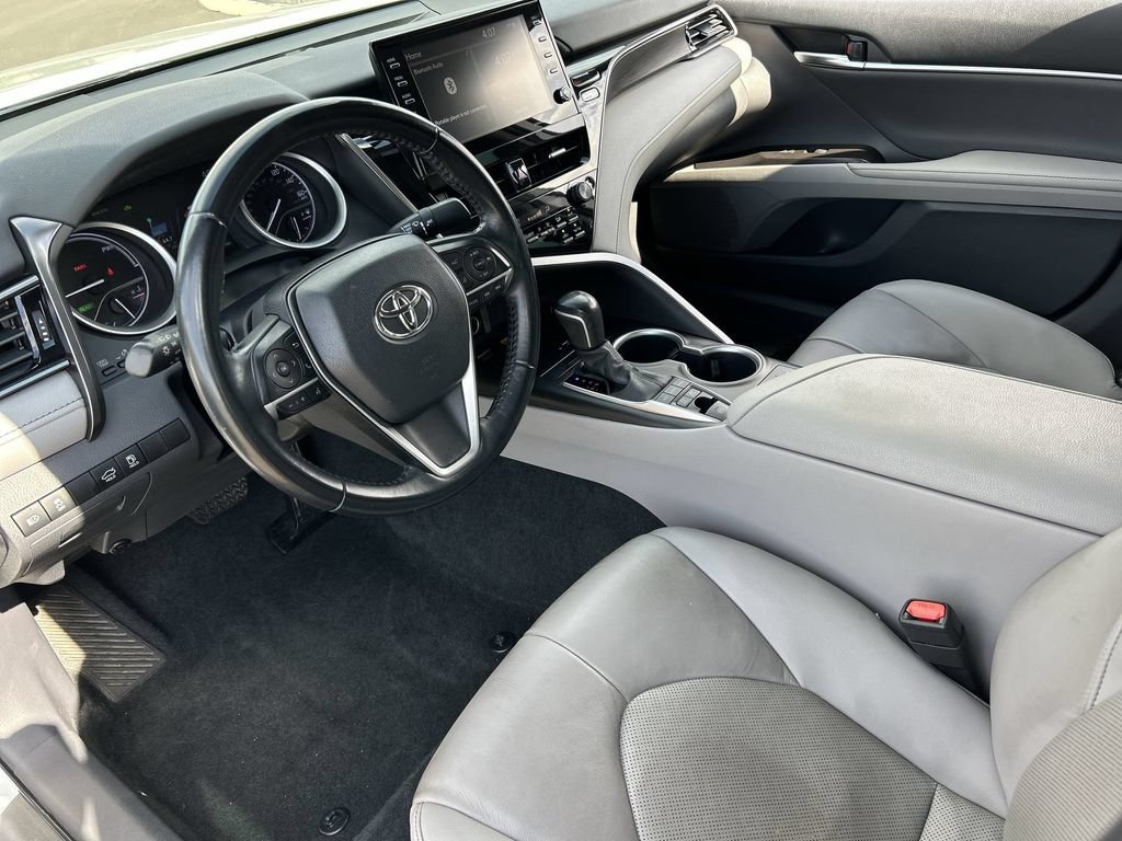 Used 2022 Toyota Camry XLE FWD image 10