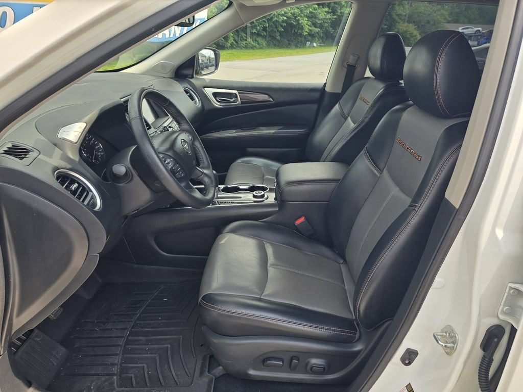 Used 2019 Nissan Pathfinder SL AWD/4WD image 13