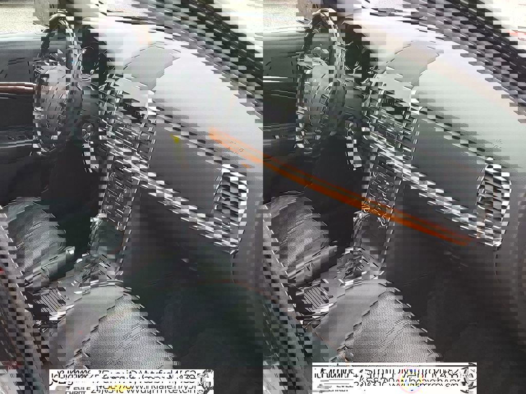 Used 2012 Lincoln MKZ image 25