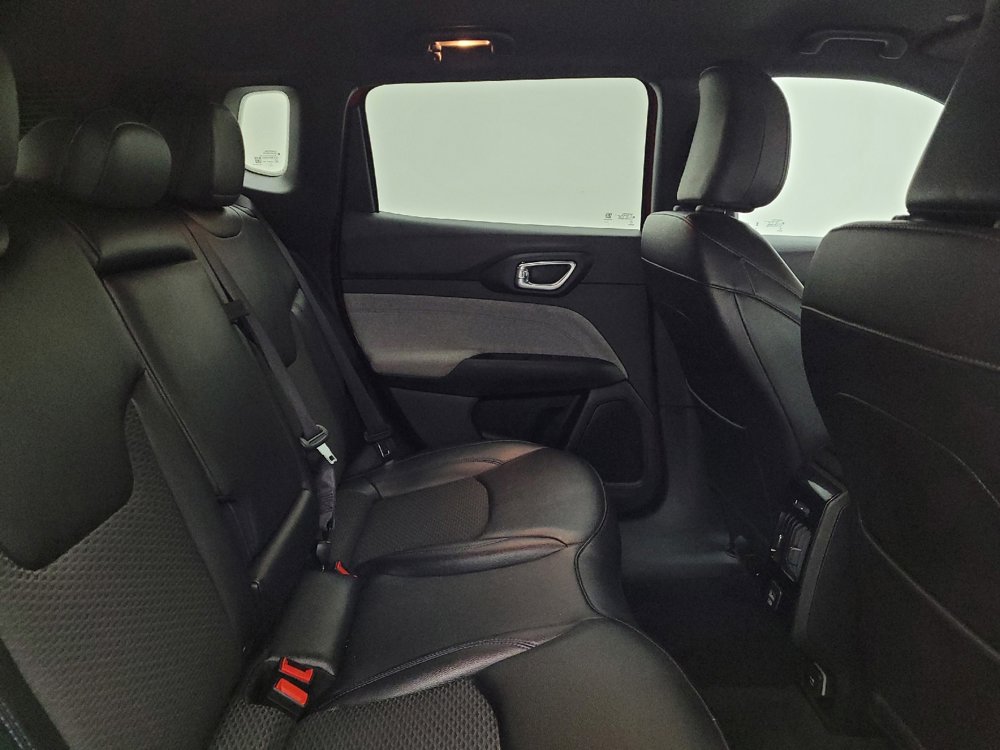 Used 2024 Jeep Compass Latitude image 19