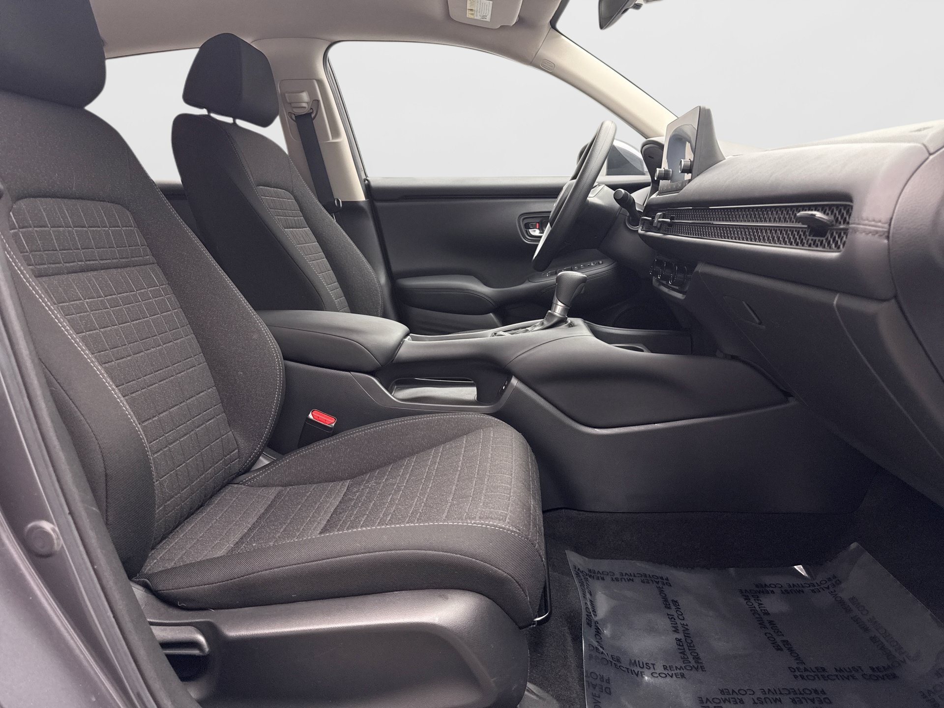 Used 2024 Honda HR-V LX image 16