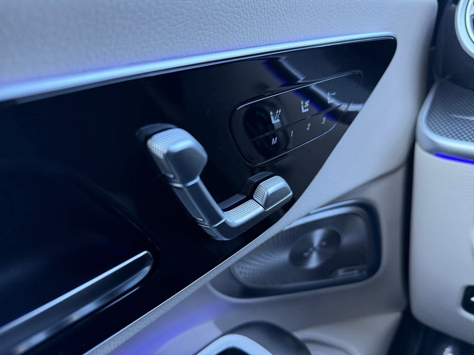 New 2026 Mercedes-Benz CLE 300 4MATIC Cabriolet image 26