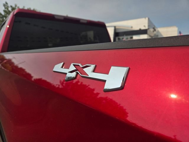 Used 2024 GMC Sierra 1500 Elevation AWD/4WD image 10