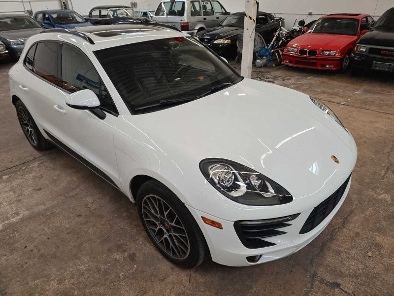 Used 2018 Porsche Macan Sport Edition AWD/4WD image 11