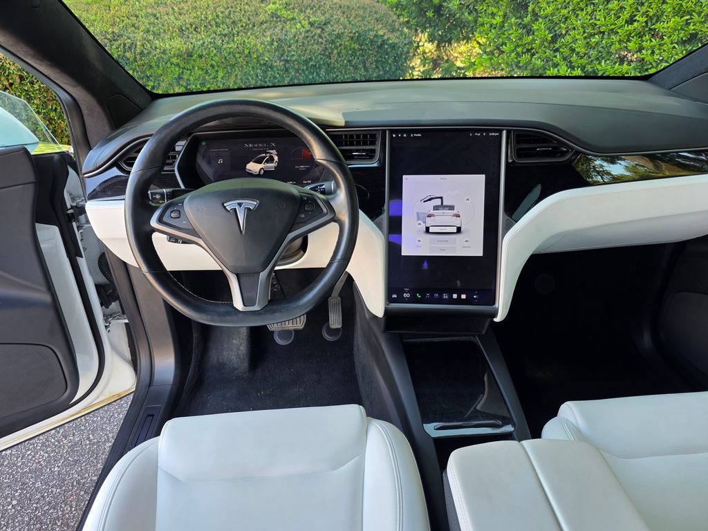 Used 2020 Tesla Model X Long Range AWD/4WD image 24