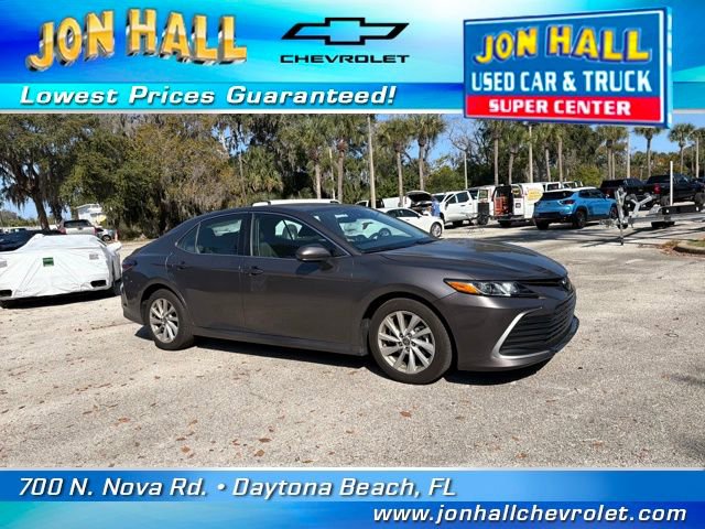 Used 2022 Toyota Camry LE image 14