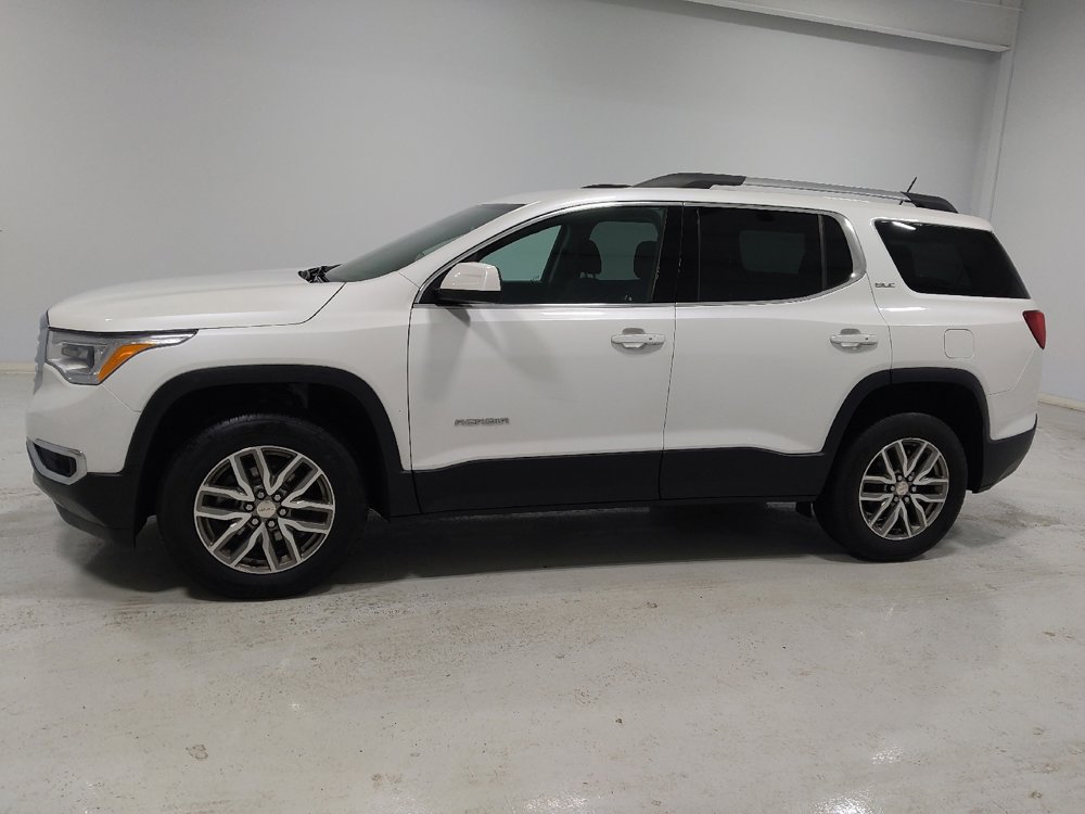 Used 2019 GMC Acadia SLE image 2