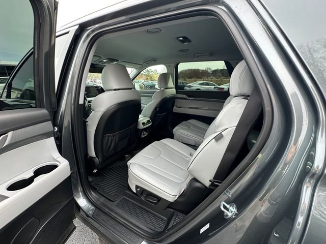 Used 2023 Hyundai Palisade SEL image 19