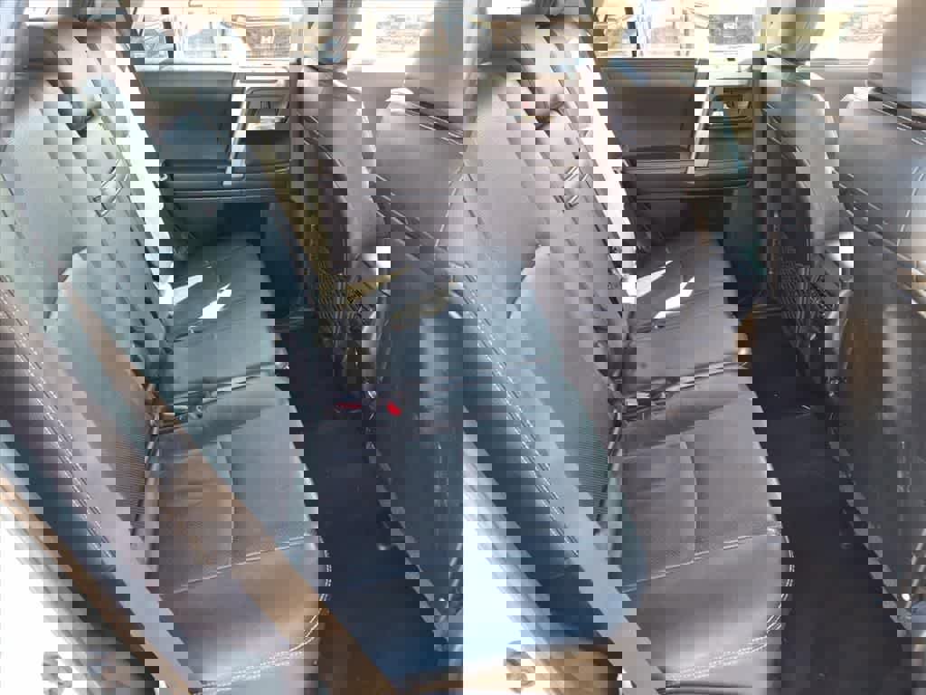 Used 2014 Toyota 4Runner Limited image 12