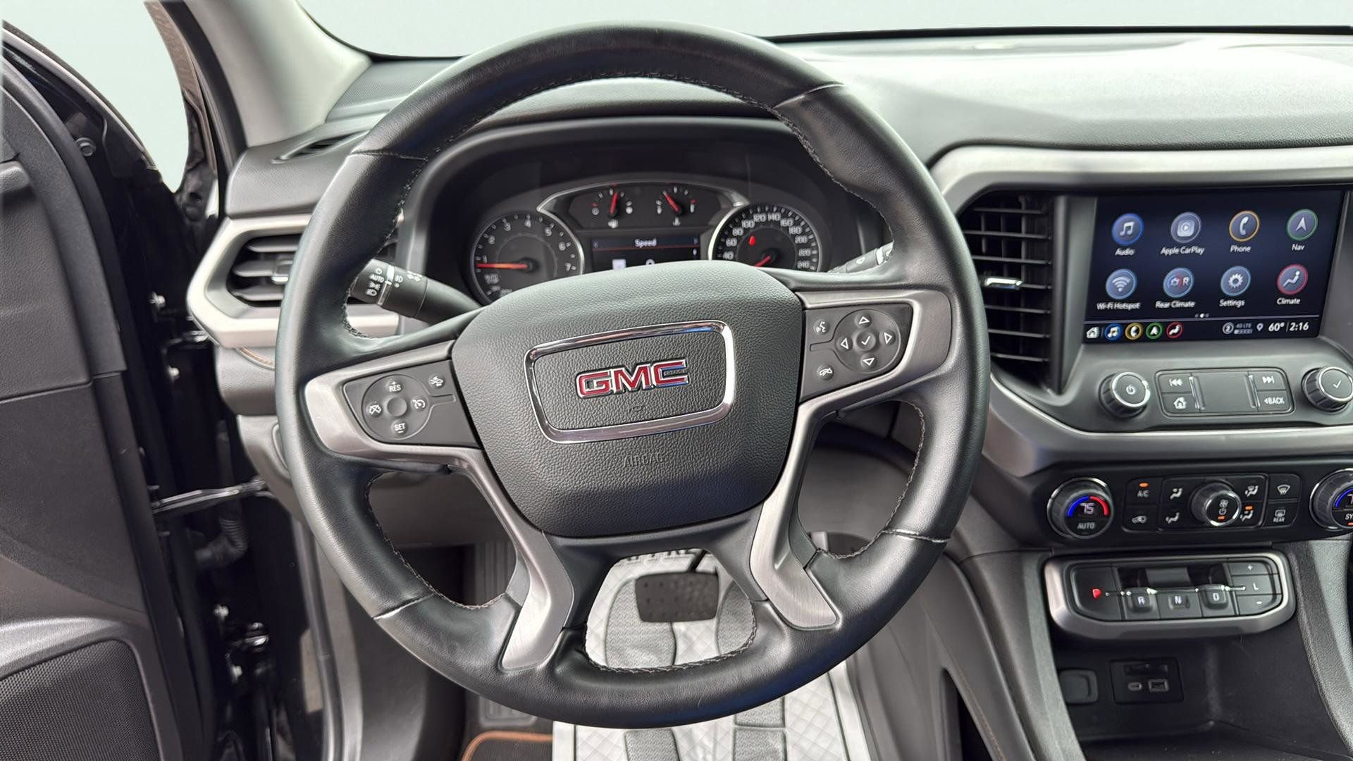 Used 2023 GMC Acadia AT4 AWD/4WD image 13