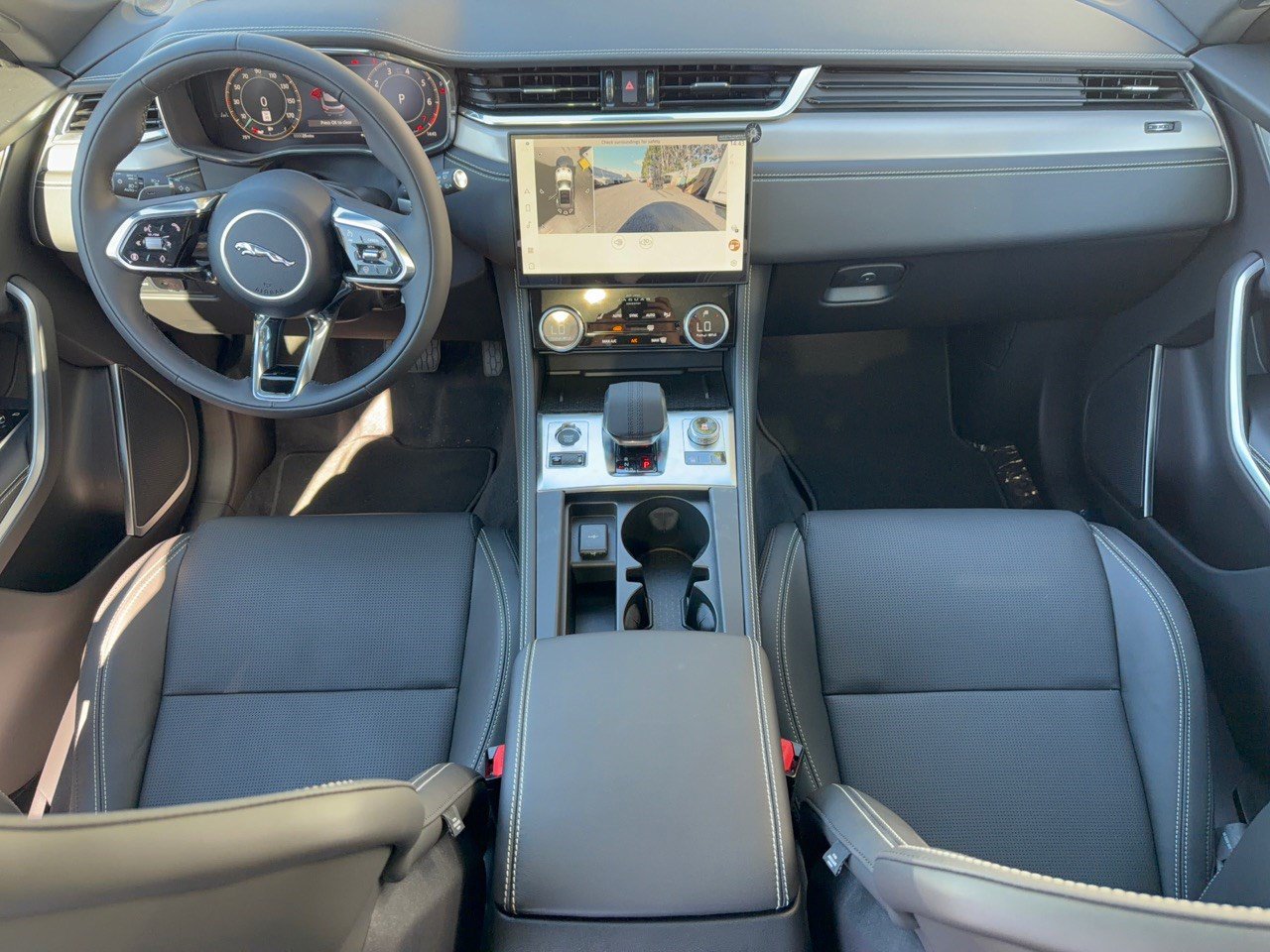 New 2026 Jaguar F-PACE R-Dynamic S AWD/4WD image 17