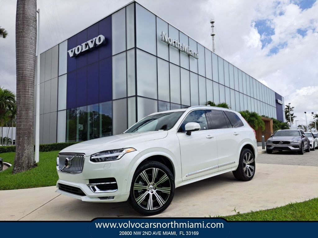 Used 2025 Volvo XC90 B5 Plus w/ Protection Package Premier