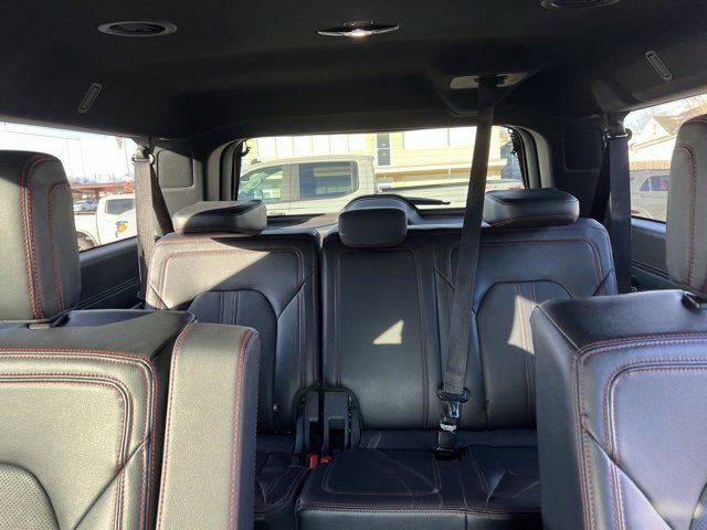 Used 2023 Ford Expedition Max Limited image 34