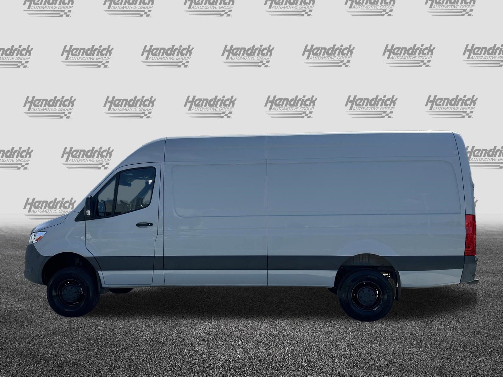 Used 2023 Mercedes-Benz Sprinter 2500 image 7
