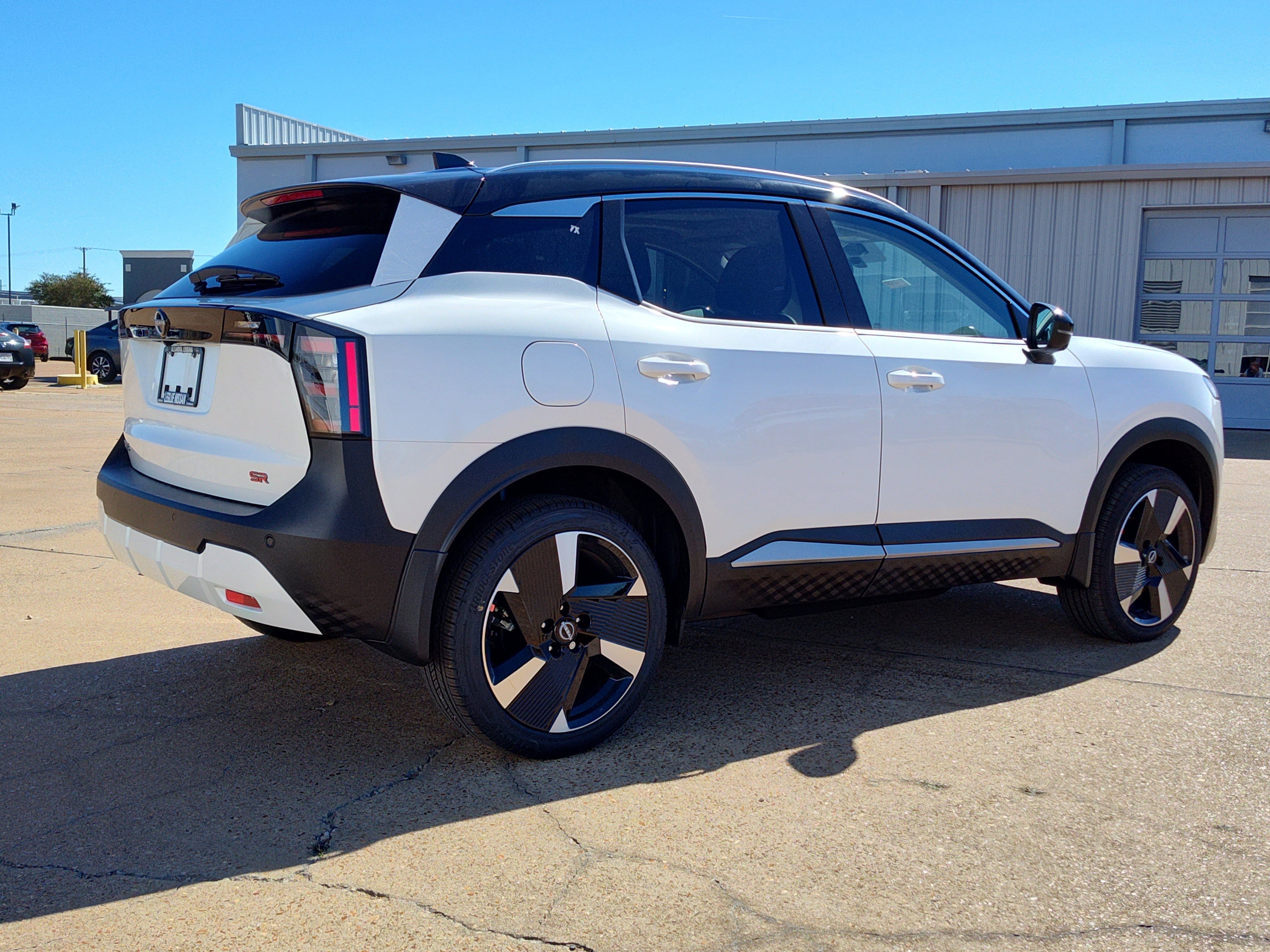 New 2026 Nissan Kicks SR w/ SR Premium Package image 5