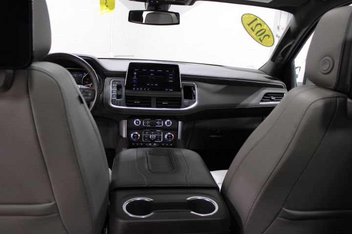 Used 2021 GMC Yukon SLT w/ SLT Premium Package AWD/4WD image 31