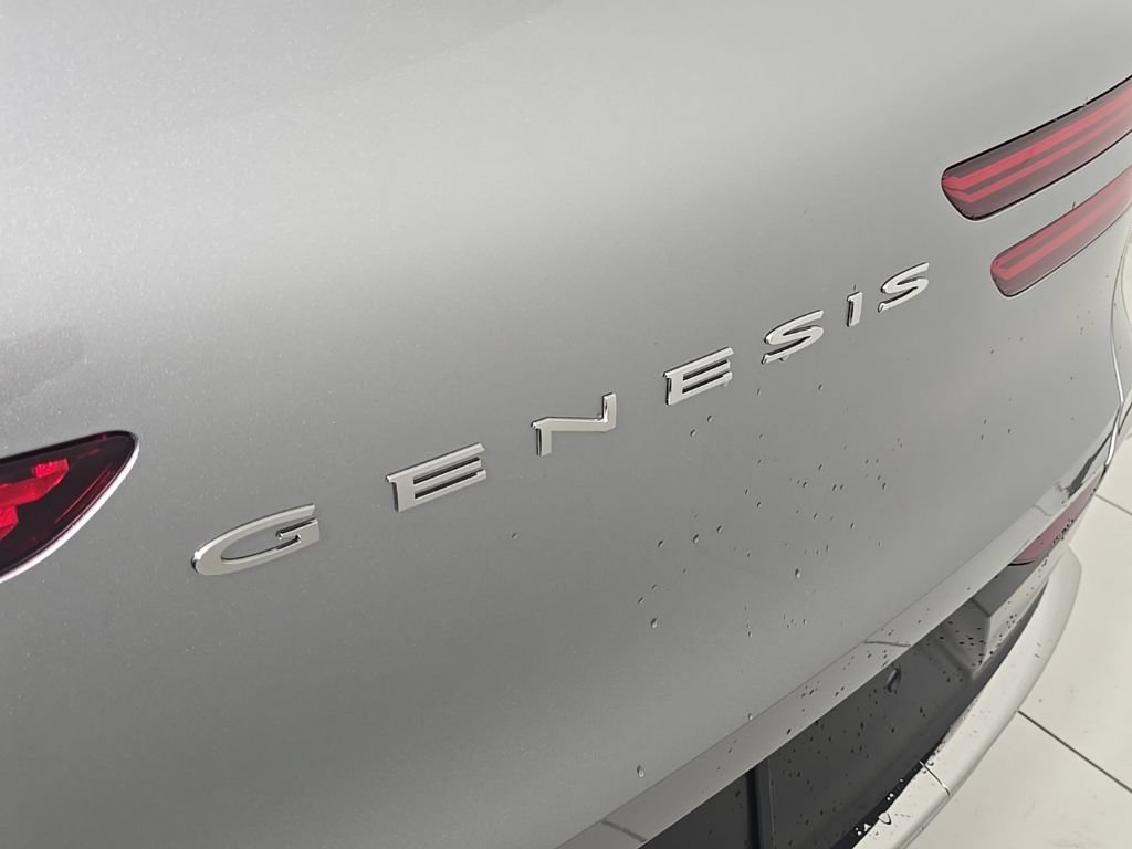 New 2027 Genesis GV70 2.5T Advanced AWD/4WD image 11