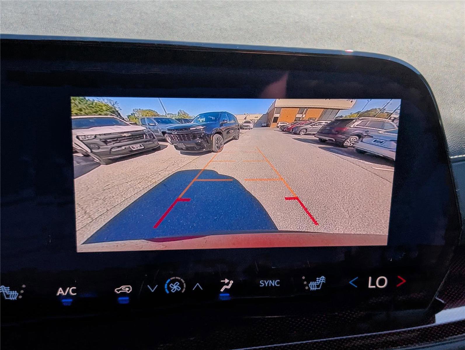 New 2026 Chevrolet Traverse Z71 image 30