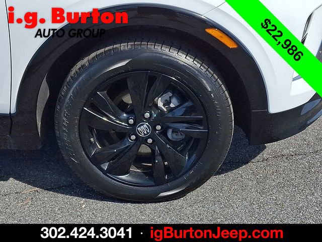 Used 2024 Buick Encore GX Sport Touring image 8
