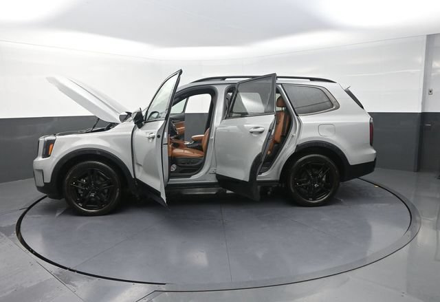 Used 2025 Kia Telluride EX X-Line AWD/4WD image 34