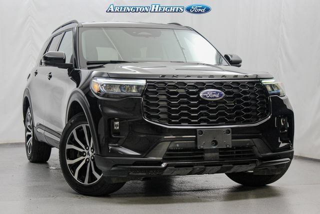 Certified 2025 Ford Explorer ST-Line AWD/4WD image 1
