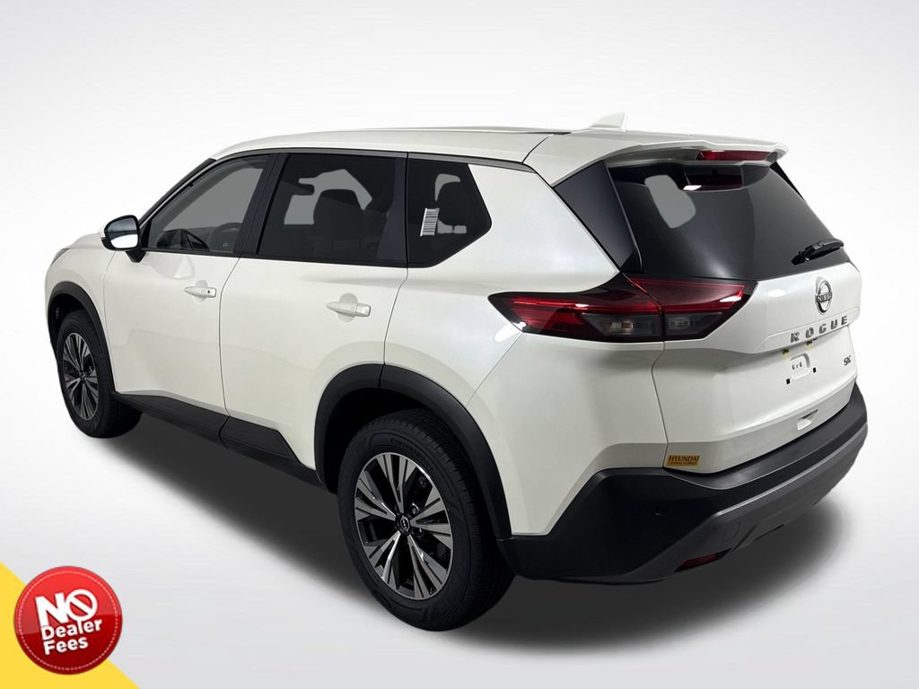 Used 2023 Nissan Rogue SV FWD image 6