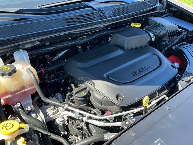 Used 2021 Chrysler Voyager Lxi FWD image 11