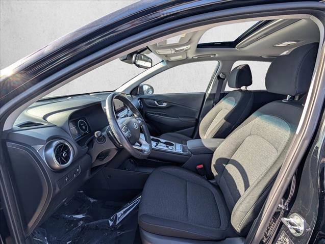 Used 2023 Hyundai Kona SEL image 16