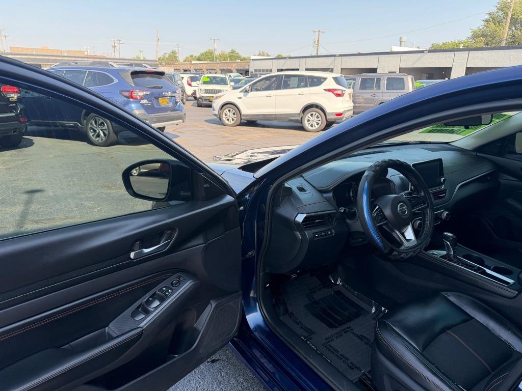 Used 2019 Nissan Altima 2.5 SR w/ SR Premium Package FWD image 21