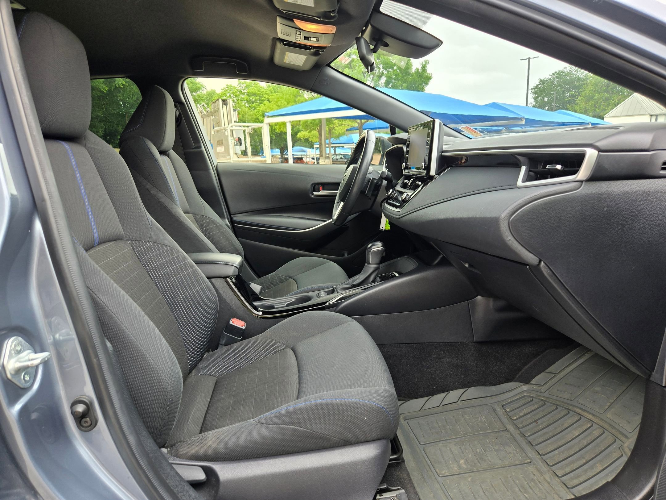 Used 2020 Toyota Corolla SE FWD image 27