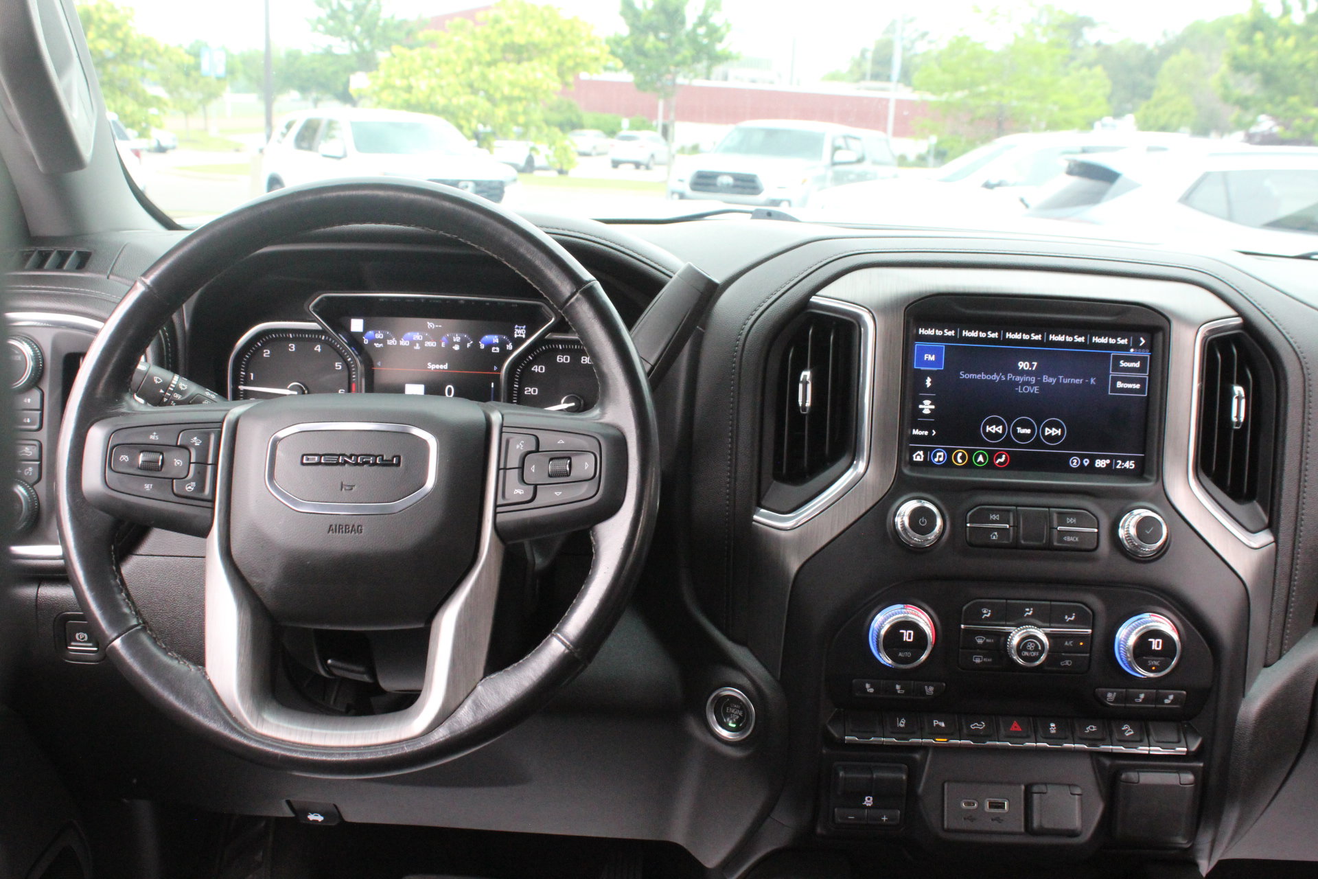 Used 2022 GMC Sierra 2500 Denali w/ Snow Plow Prep/Camper Package AWD/4WD image 29