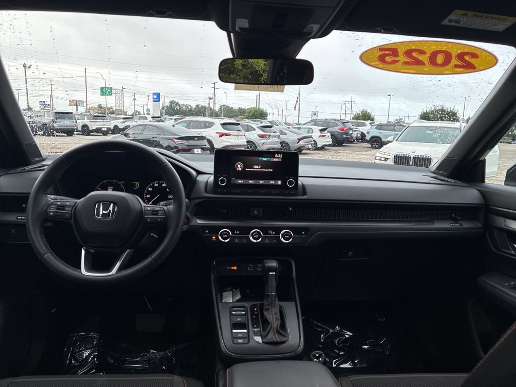 Used 2025 Honda CR-V Sport image 18