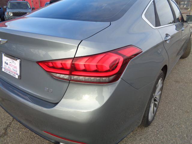 Used 2017 Genesis G80 3.8 RWD image 17