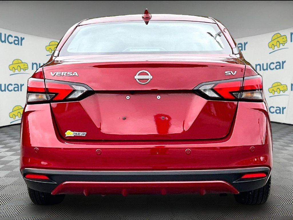 Used 2025 Nissan Versa SV FWD image 5