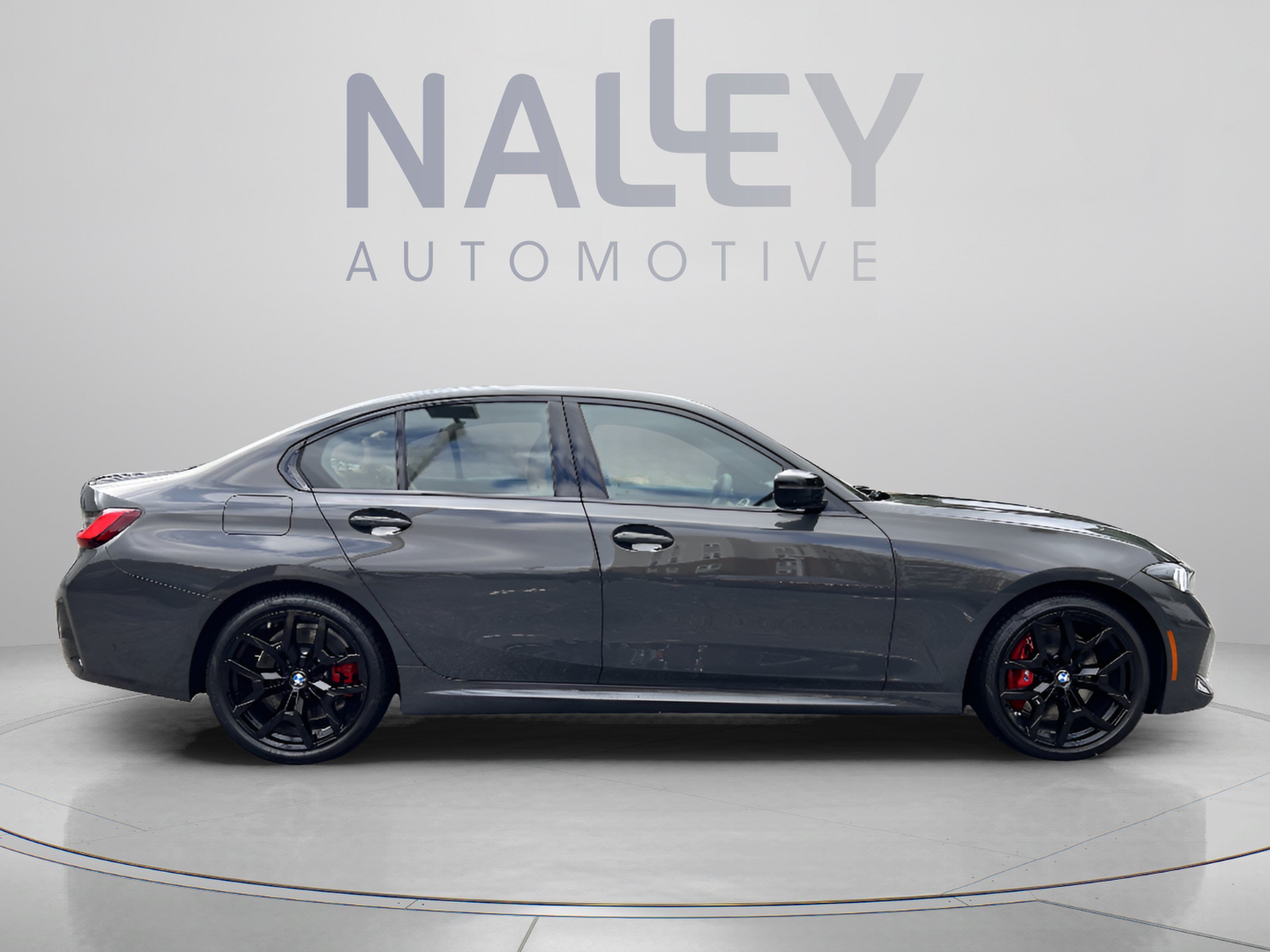 New 2026 BMW 330i Sedan w/ M Sport Package RWD image 4