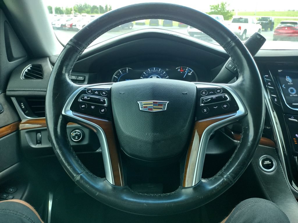 Used 2019 Cadillac Escalade ESV Luxury AWD/4WD image 8