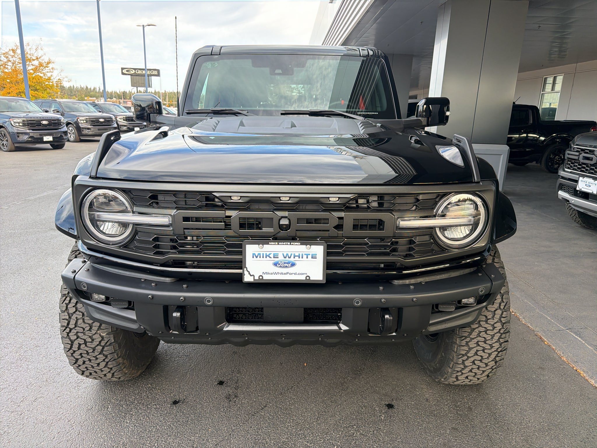 New 2026 Ford Bronco Raptor AWD/4WD image 2