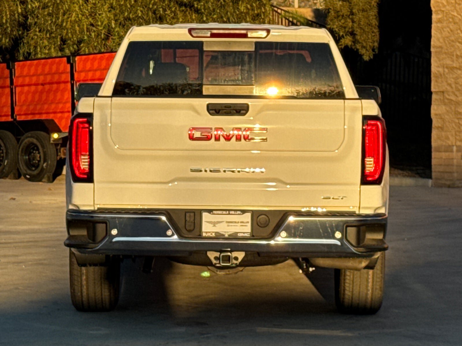 Used 2026 GMC Sierra 1500 SLT w/ SLT Premium Plus Package AWD/4WD image 13