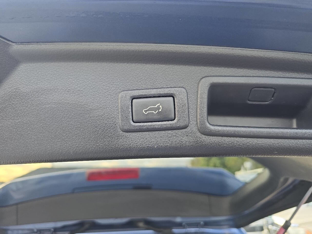 Used 2014 Subaru Forester 2.5i Limited w/ Rugged Package #2 image 27