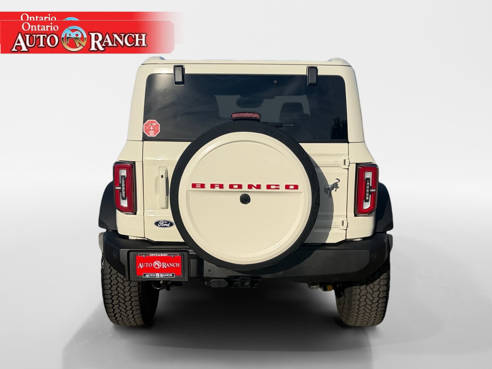 New 2026 Ford Bronco Outer Banks w/ Sasquatch Package AWD/4WD image 4